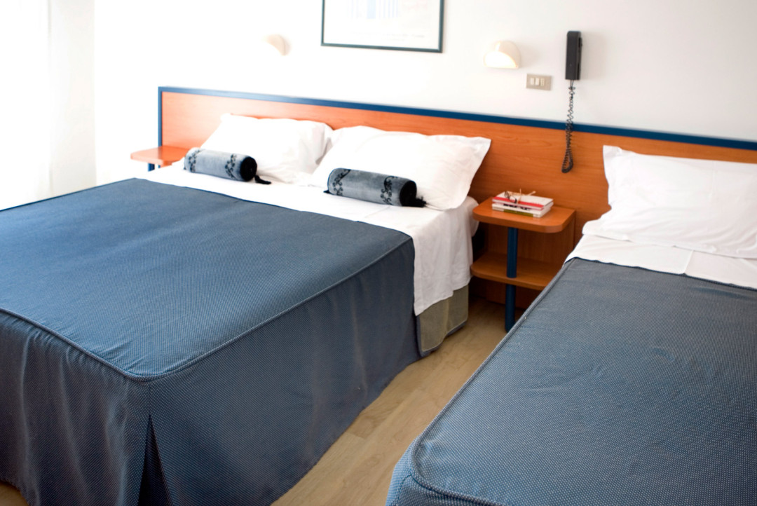 media.Slide-CameraGold_03Hotel-Tiffany-Cesenatico